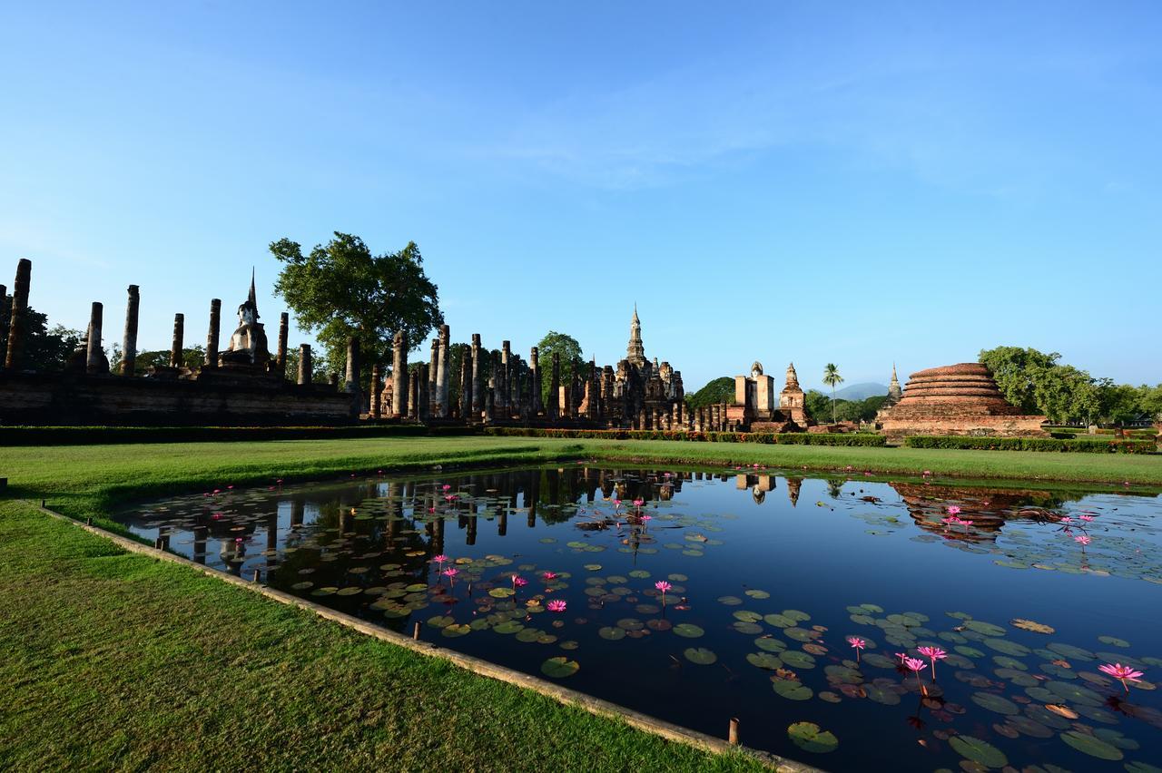Saksuksmile Resort Sukhothai Exterior photo